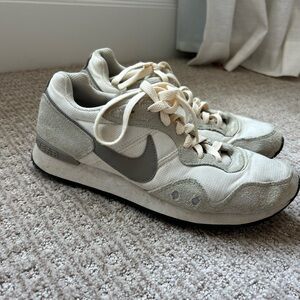 Nike Beige and Gray Running Shoes